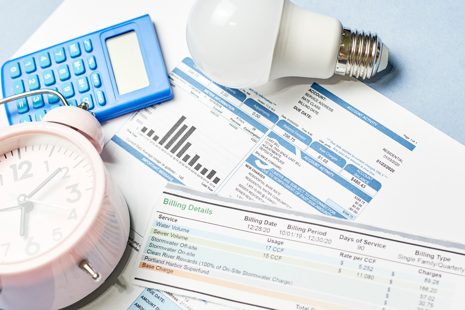 Monthly Utility Bills 